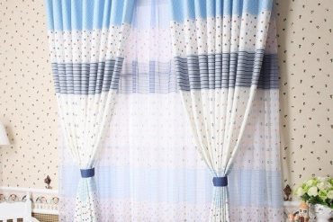 Rèm nhiều màu sắc lạ mắt